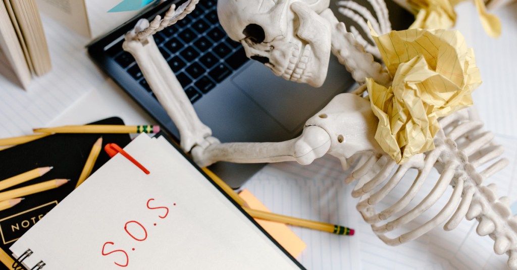 Everyday I’m Struggling: Burnout Culture and the Neurodivergent Injury of Traditional&nbsp;Work